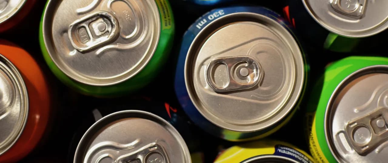 Napoje Energetyczne: Dlaczego Są Szkodliwe? Fakty i Zagrożenia